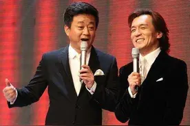 2007年春晚，6位主持人接连抢词口误，“黑色三分钟”到底怪谁？图片