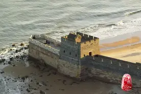 万里长城只有七丈是修进了大海中的，你知道是谁建的吗？图片