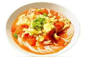 安徽夫妻开面馆用“一元吃面”年赚69万，套路挺新鲜图片