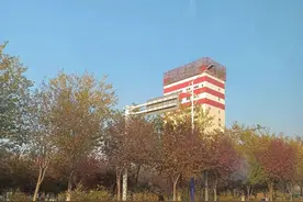 乌鲁木齐城北陷入困局，如何破？临空经济区示范区是关键一环图片