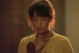 《菊豆》:一段不伦之恋，封建礼教下的情欲觉醒，展现女性救赎图片