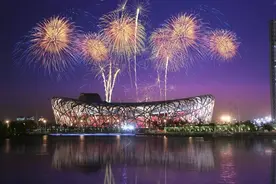 奥运会刚报喜，英国主持人就在河南颠倒黑白，真当中国人好欺负？图片