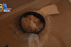 门上挂着“请勿打扰”，保洁敲门又进门？酒店：不退房也不付房费，怕出事图片