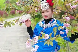 她叫艾玉，来自贵州黔东南的苗家阿妹，长得太漂亮了图片