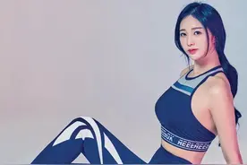 178公分韩国模特兼普拉提教练，身材火辣，甜美颜值甜过初恋图片