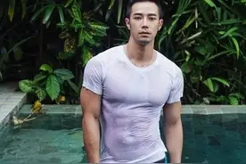 杜蕾斯新任男模，腹肌明显迷倒网友，去除腹部赘肉这样练更有效图片