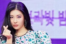 韩国歌手李宣美回归showcase现场秀，期待新歌《紫光夜》图片