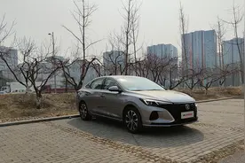 2021款逸动PLUS今天上市，除了车机系统升级还有啥？图片