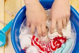 内裤怎么洗才能洗得干净？想杀菌要用开水烫？1个方法能解决问题图片