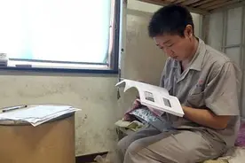 当年那个破解世界难题，登上浙大讲台的快递员，现在在干什么？图片