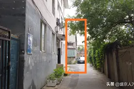 沈阳一居民楼后发现百年别墅，竟然有人居住，原主人是张作霖副官图片