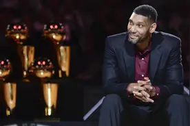 传奇巨星邓肯45岁生日，美媒晒图送祝福，盘点石佛生涯荣誉图片