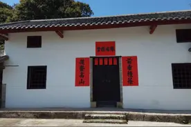 广西玉林大山脚下的小村庄，出了个全国著名的国学大师图片