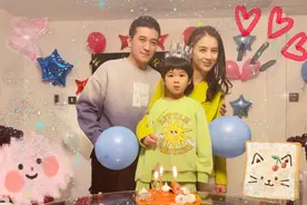 黄圣依一家四口为幼子庆生，长子发福变胖墩，幼子霸气背手太像妈图片