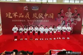 石家庄骄傲！两位当地奥运冠军分获100万奖励，孙颖莎喂牛挤奶图片
