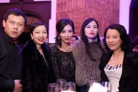 广东女孩嫁给比利时王子，成为欧洲王室第一个中国王妃，现状如何图片