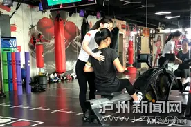 为体考备战、锻炼身体、运动减压……泸州这些人成暑期健身房常客图片