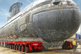 中国只租不卖！国产自行式模块运输车，1152个轮子承载50000吨图片