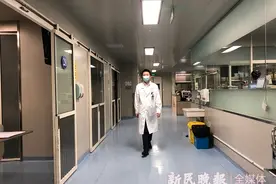 ICU里，上海首位逆行者钟鸣说：能走到病人床旁是幸福的，要珍惜图片