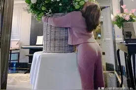 Lady Gaga35岁生日收巨型花束，表白印度裔高管男友图片