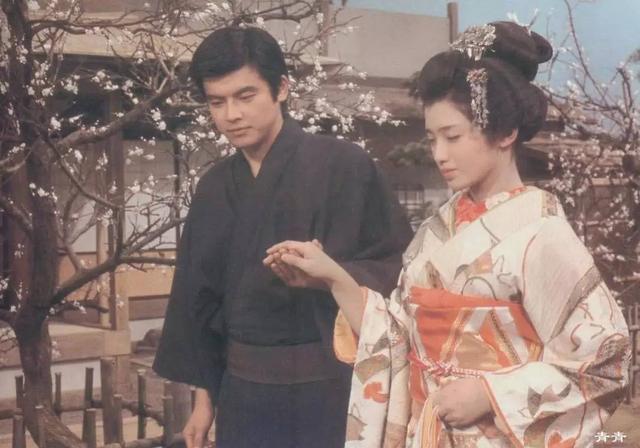 《春琴抄》：爱的终点就是极致的卑微