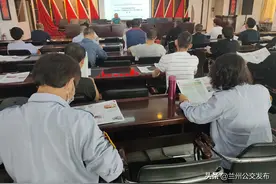 学规则、安全出行，懂规则、文明乘车，守规则、齐心共创文明城图片