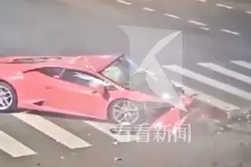 上海一兰博基尼失控撞上高架立柱， 司机排除酒驾毒驾图片