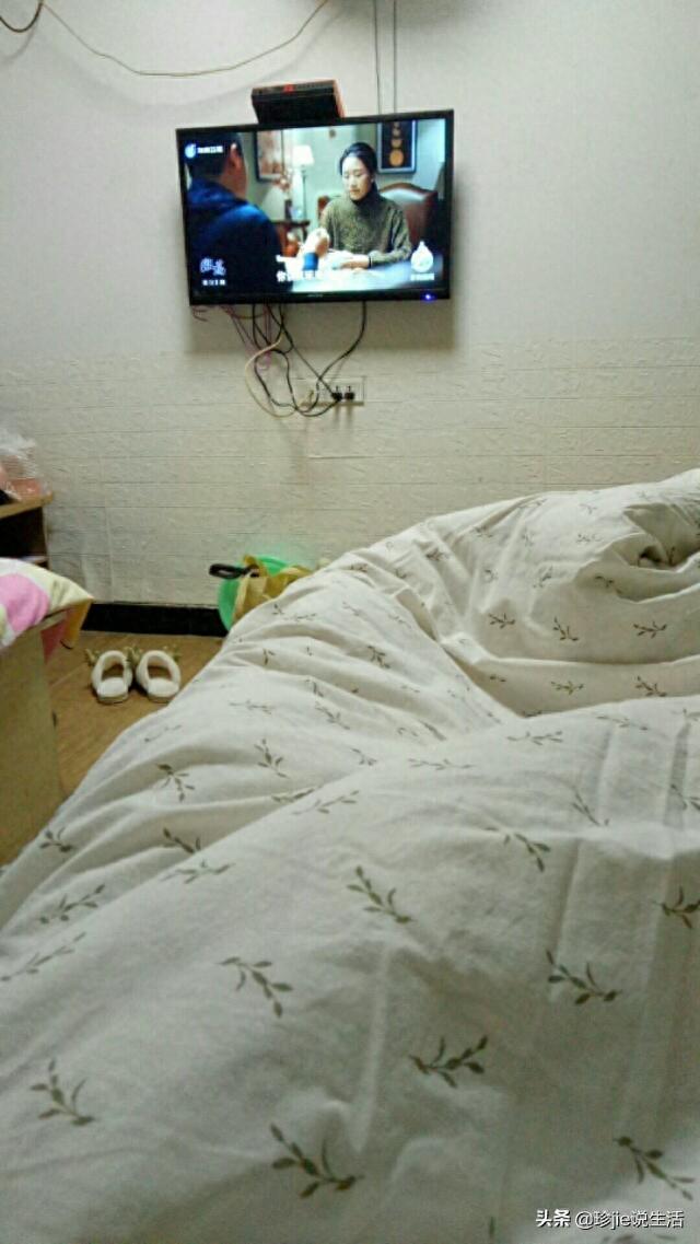 良品铺子做临时工的一天体验生活13块钱一个小时没有休息时间。