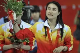 迈入豪门难知深浅？看完跳水女王3台座驾后，游得如鱼得水图片