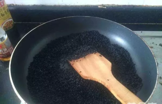 养分含量超高的营养土，自己在家也能做，省下一大笔 买花钱