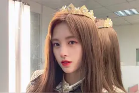 鞠婧祎的浅色系裙装穿搭，仙气满满图片