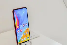 原来华为手机按下这个键，就能扫描身份证，看完涨知识了图片