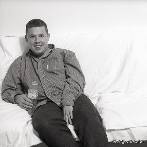 能读懂McQueen麦昆，比买几万块的大牌包更有腔调的多