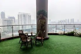 实探合肥滨湖区的网红楼，一个阳台等于别人家一套房图片
