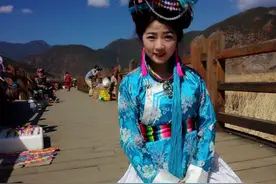 云南摩梭人的走婚风俗：男不娶女不嫁，生下的孩子舅舅养图片