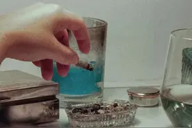 随叫随到的人，不一定真的爱你图片