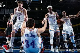 20分算个P！雷霆励志的逆转阵容图片