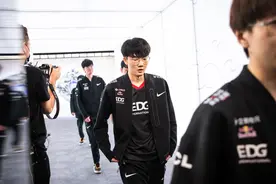 LOL-S11：Viper烬致命华彩狙杀妖姬，EDG 1-0 DK喜提决赛开门红图片