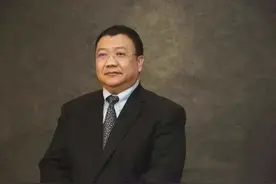 “巨骗”陆正耀图片