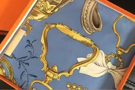 如果你想拥有一条有故事的丝巾，那么就不妨选一条爱马仕丝巾吧图片