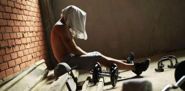 索队聊补剂：BCAA真的是鸡肋吗？去伪求真一篇说透