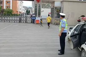 急急急，高考考生忘带准考证，桂林交警蜀黍8分钟送达图片