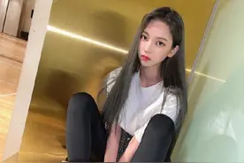 aespa新春首秀，柳智敏大晒筷子腿，宁艺卓自黑东北喜剧人图片