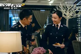 《拆弹专家2》：薛定谔状态下的香港警匪电影图片