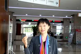 我为群众办实事丨疫情期间人在国外但居民身份证过期怎么办？楚雄市公安局给出答案！图片