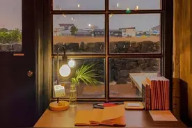 壁纸：如果有机会的话，可以请你喝杯奶茶吗图片