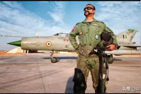 自称击落巴铁F-16，被俘后还能官升一级，成了13亿印度人的骄傲图片