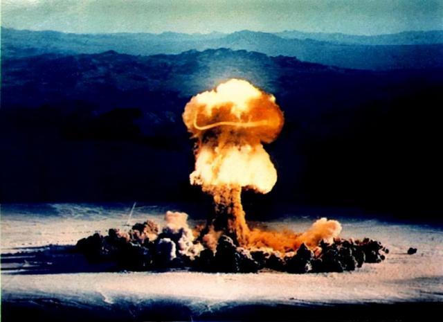 最全合集：88张核爆实验高清照片，全世界已知大型核爆实验2048次