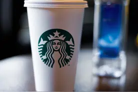 星巴克试用可重复使用杯子！需支付1美元押金图片
