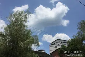 高校学生会：小小年纪官威十足图片